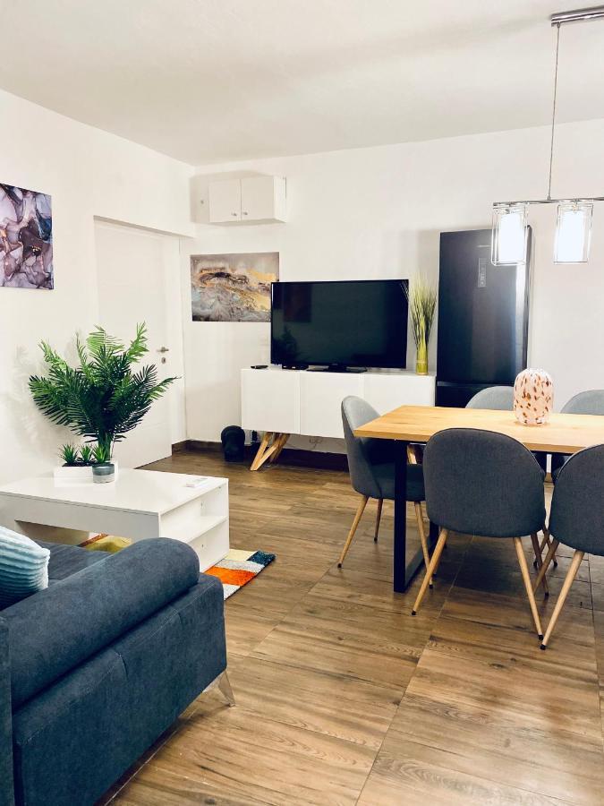 Apartments Stara Baška 外观 照片