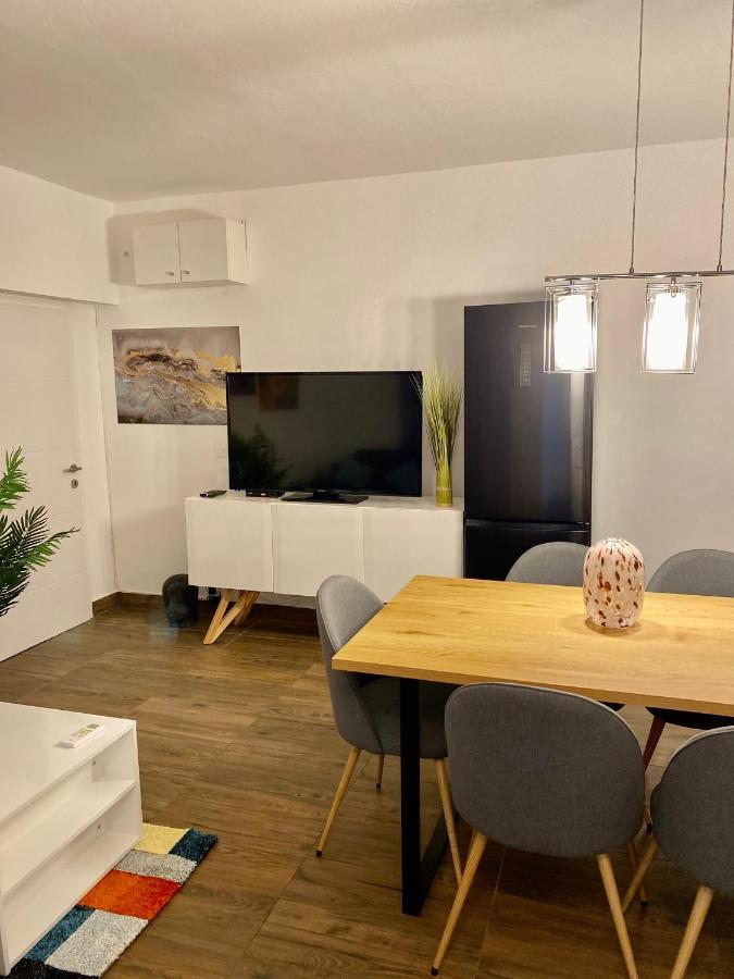 Apartments Stara Baška 外观 照片