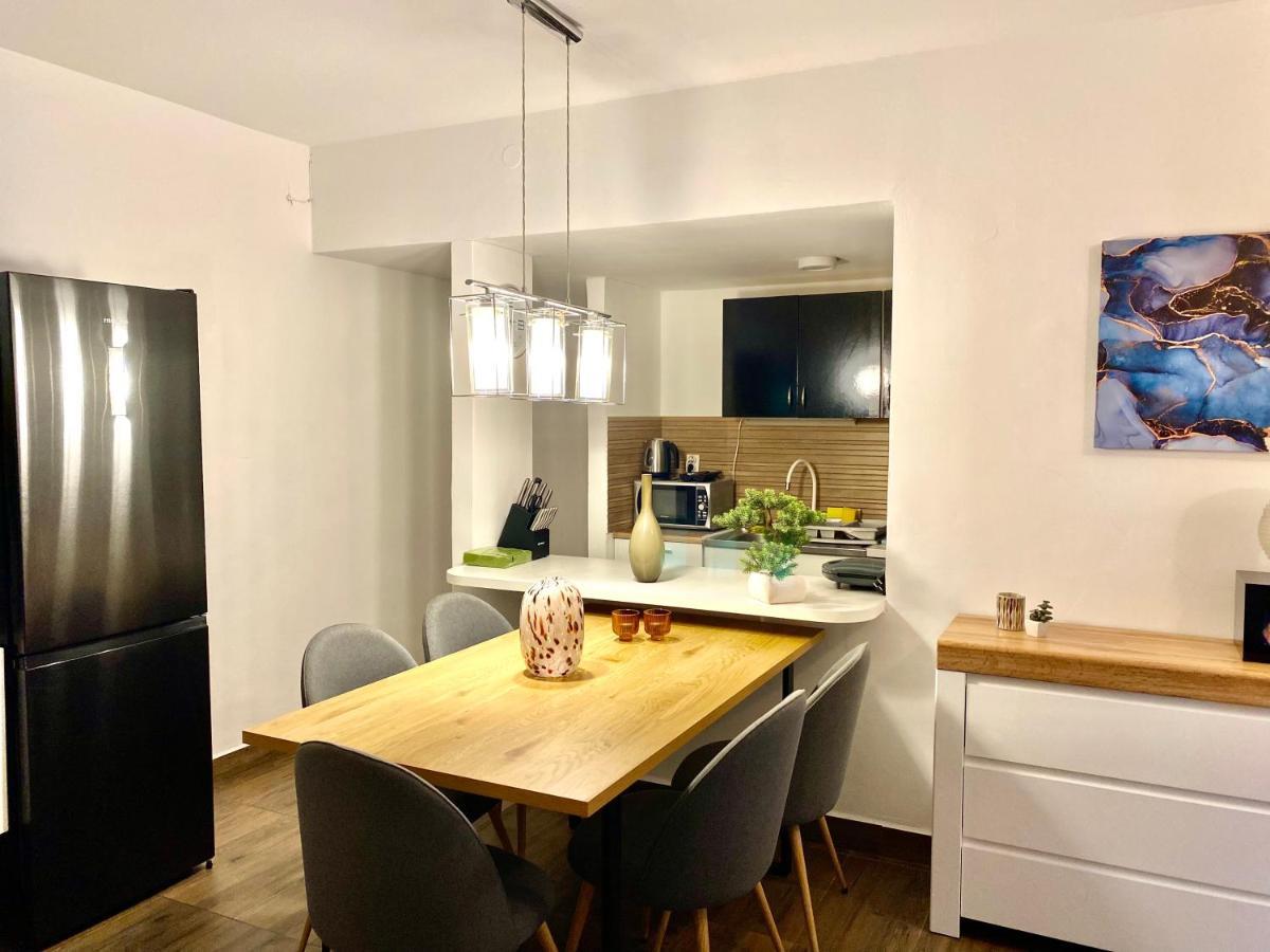Apartments Stara Baška 外观 照片