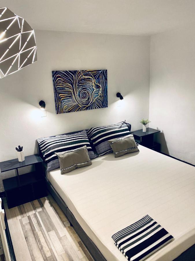Apartments Stara Baška 外观 照片